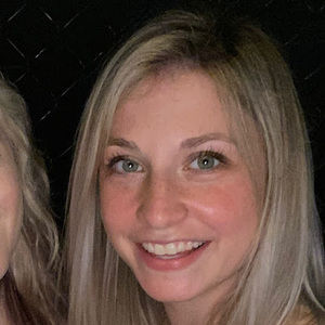 Meet your Posher, Caitlin